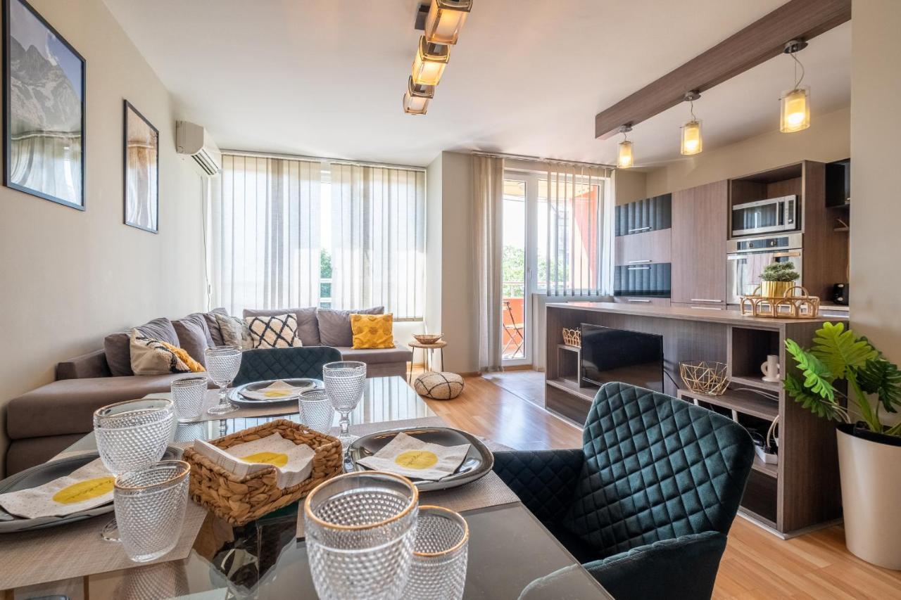 Deja Vu, Cozy & Quiet 1 Bdr Apt Fast Wi-Fi Софія Екстер'єр фото
