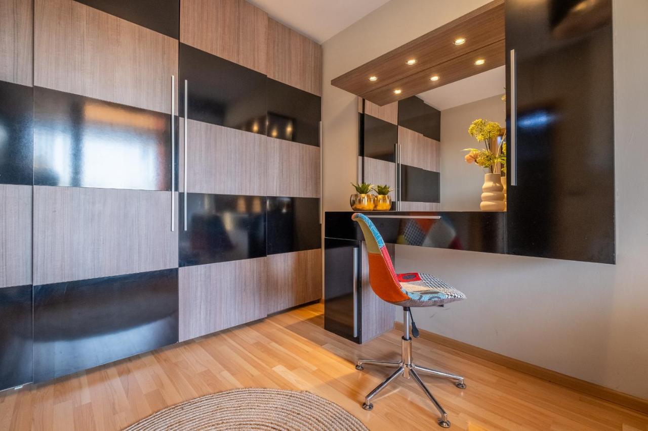 Deja Vu, Cozy & Quiet 1 Bdr Apt Fast Wi-Fi Софія Екстер'єр фото