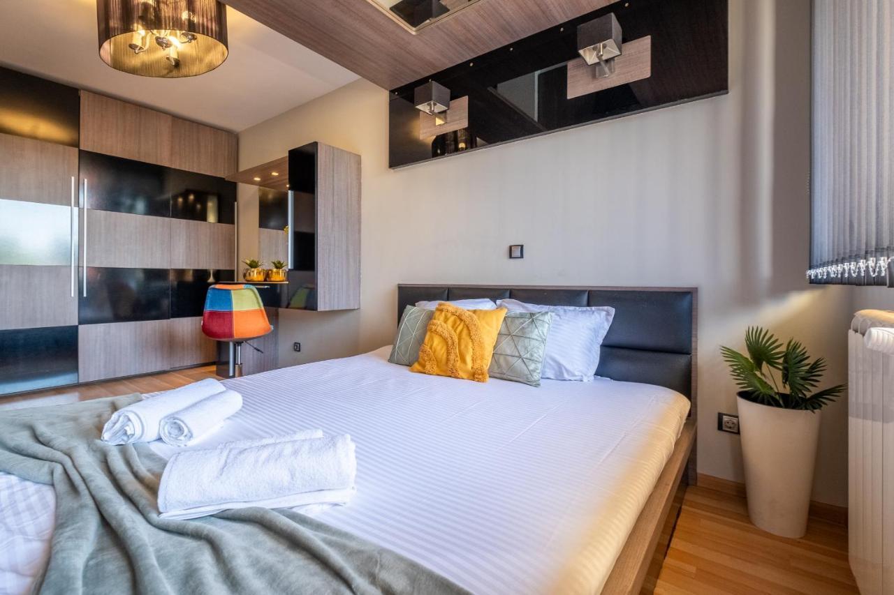 Deja Vu, Cozy & Quiet 1 Bdr Apt Fast Wi-Fi Софія Екстер'єр фото